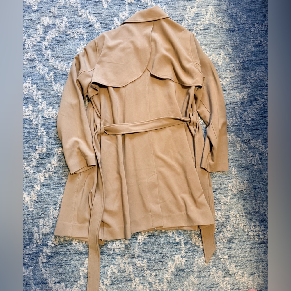 Abercrombie trench coat with flutter back - Picture 2 of 3